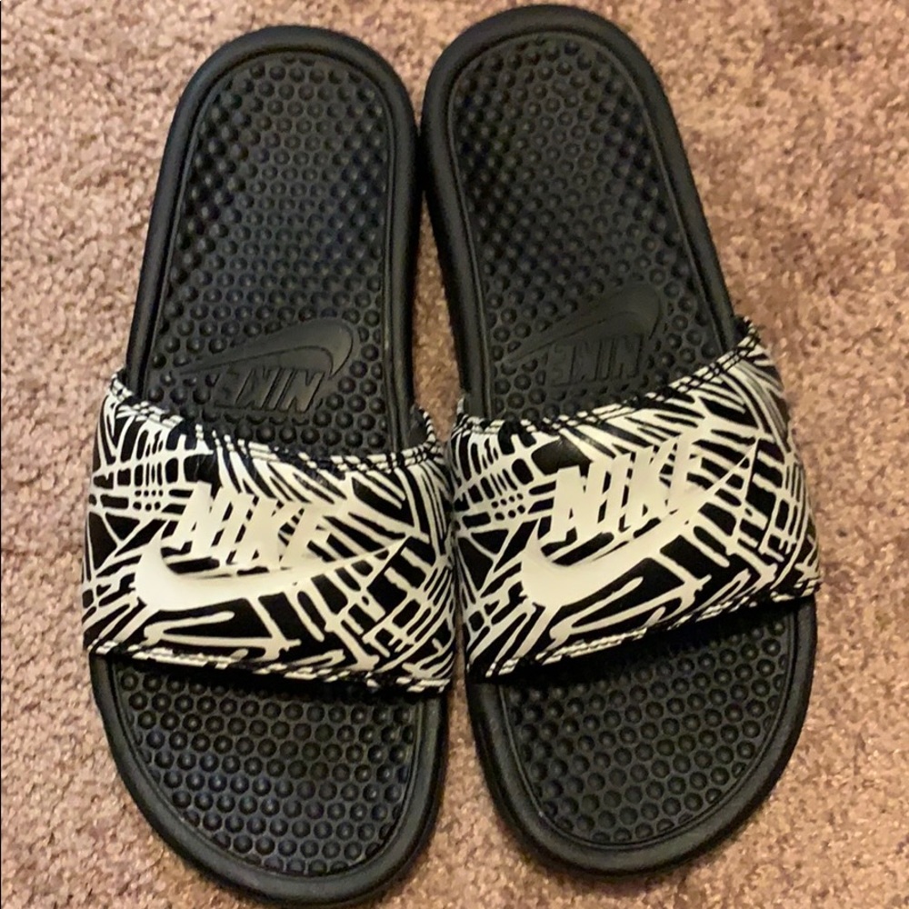 Nike slides